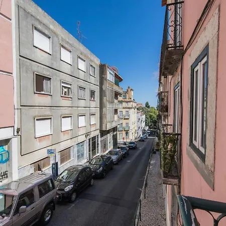 Lovelystay - Principe Real: Modern And Comfort! Lisboa