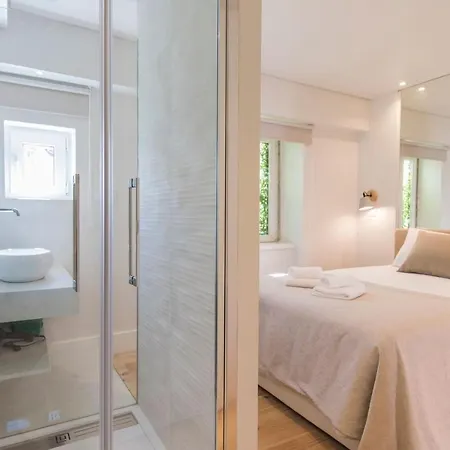 Lovelystay - Principe Real: Modern And Comfort!